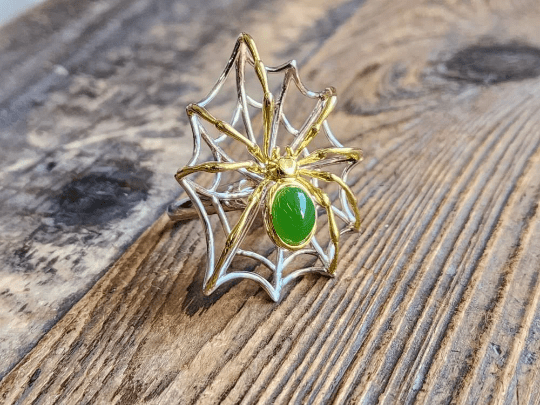 AA Spider Jade Ring, Set in Sterling Silver - Shop Avnu
