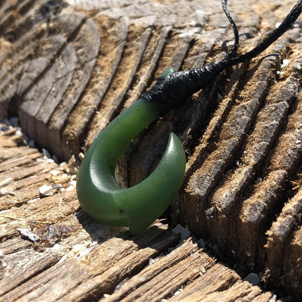 Jade Hook Pendant, 3743 - Shop Avnu