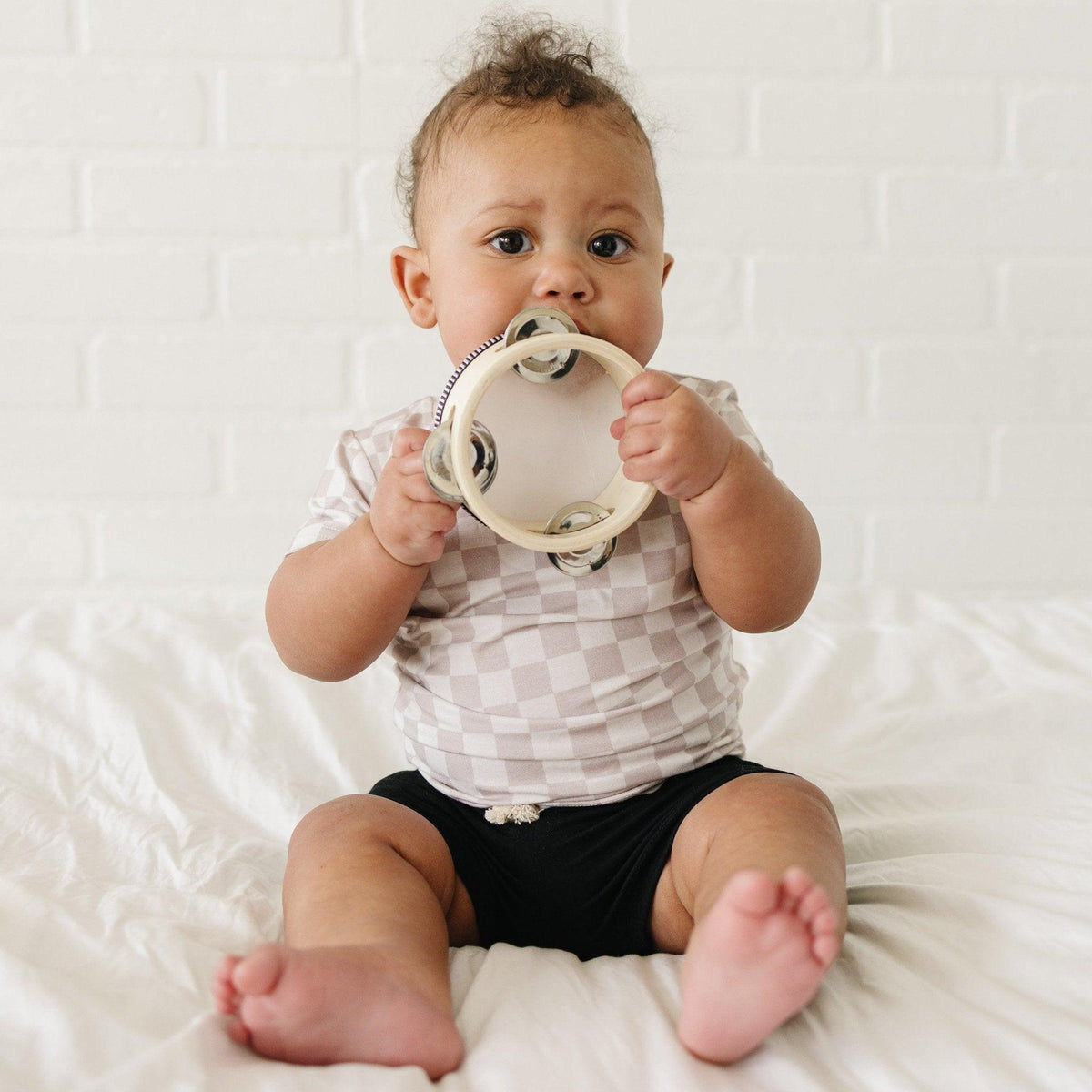 Neutral Checkered Bamboo Tee *Sizes 3/6m & sz 6 left - Shop Avnu