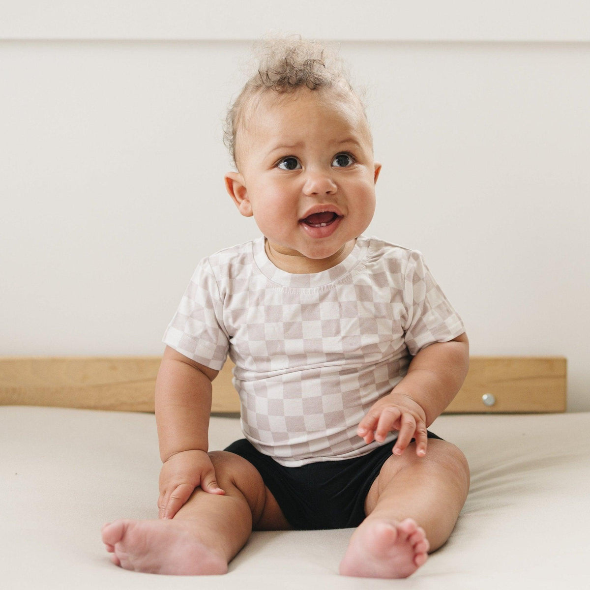 Neutral Checkered Bamboo Tee *Sizes 3/6m & sz 6 left - Shop Avnu
