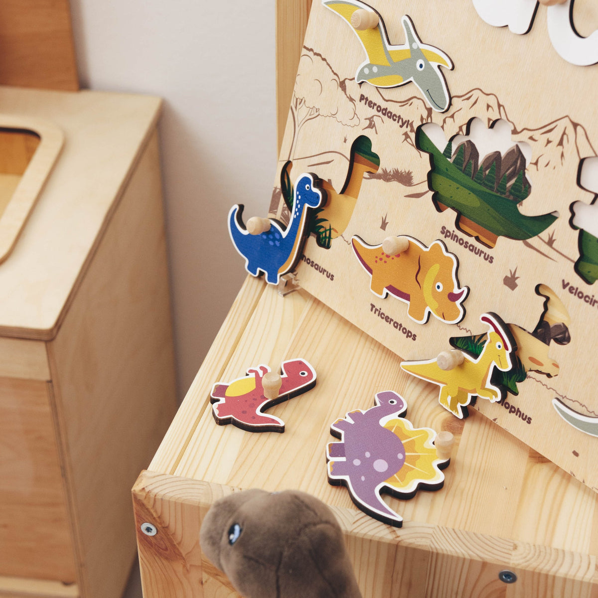 Dinosaurs Name Board