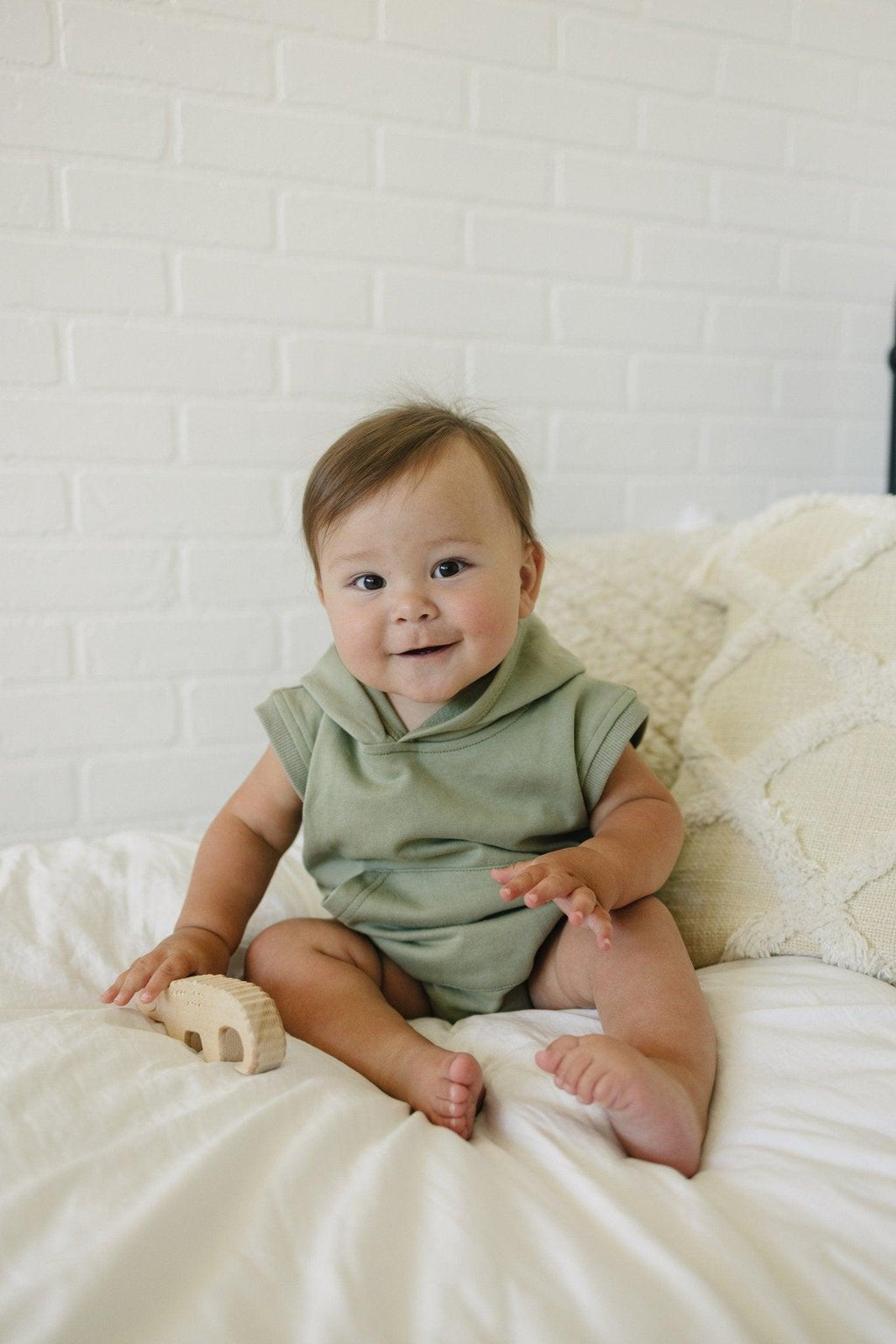 Sleeveless Hoodie Romper - more colors - Shop Avnu