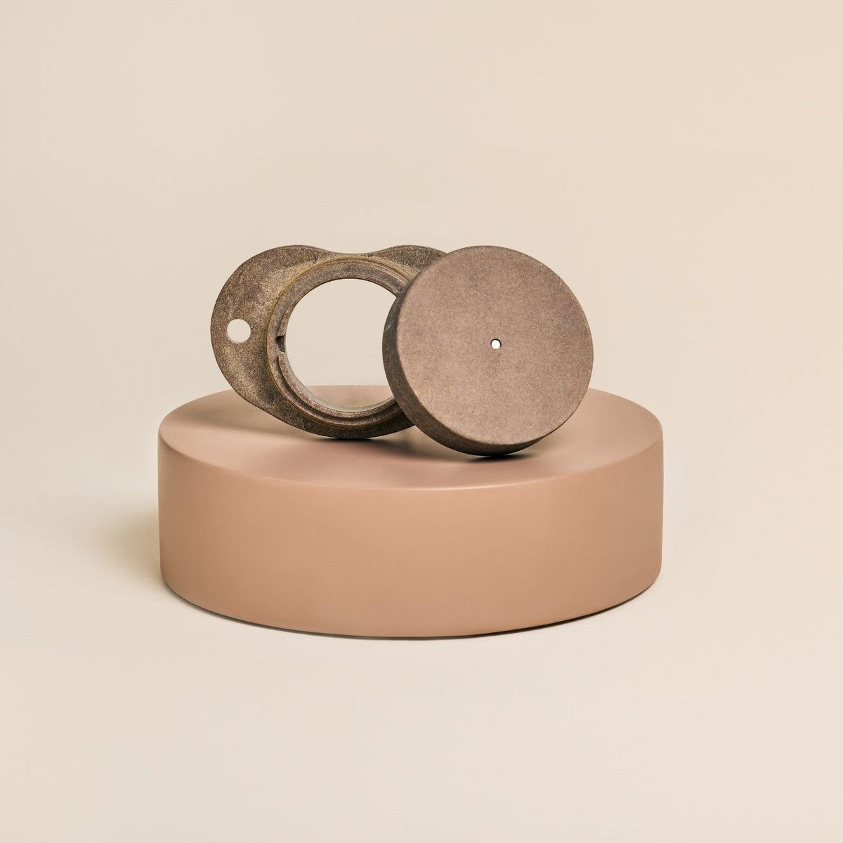 Cap and Shields - Shop Avnu