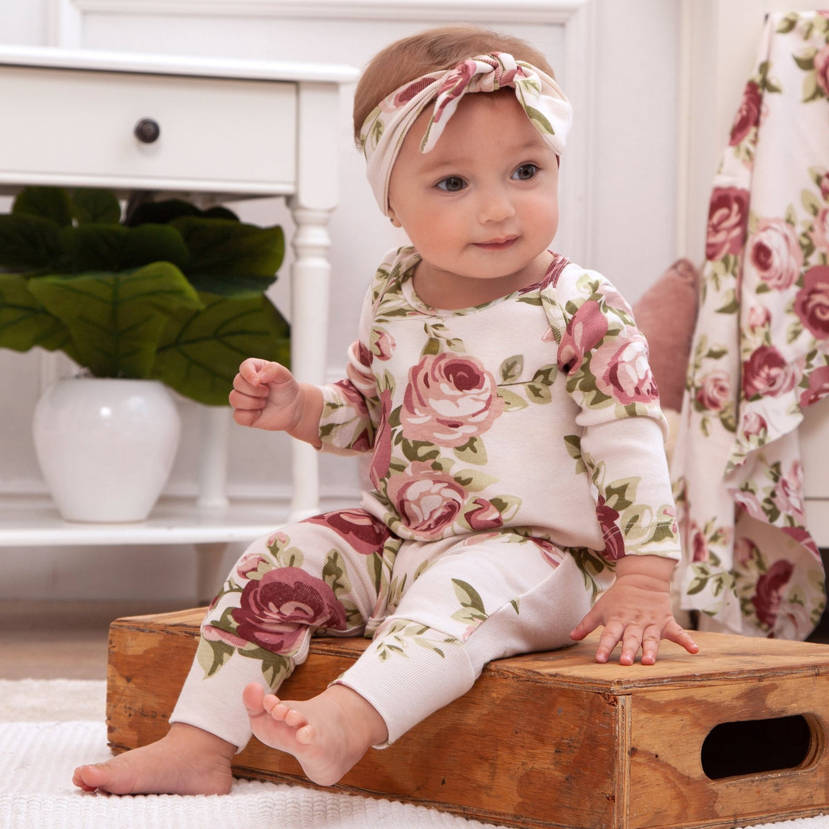 Baby Girl Cabbage Rose Cotton Romper - Shop Avnu