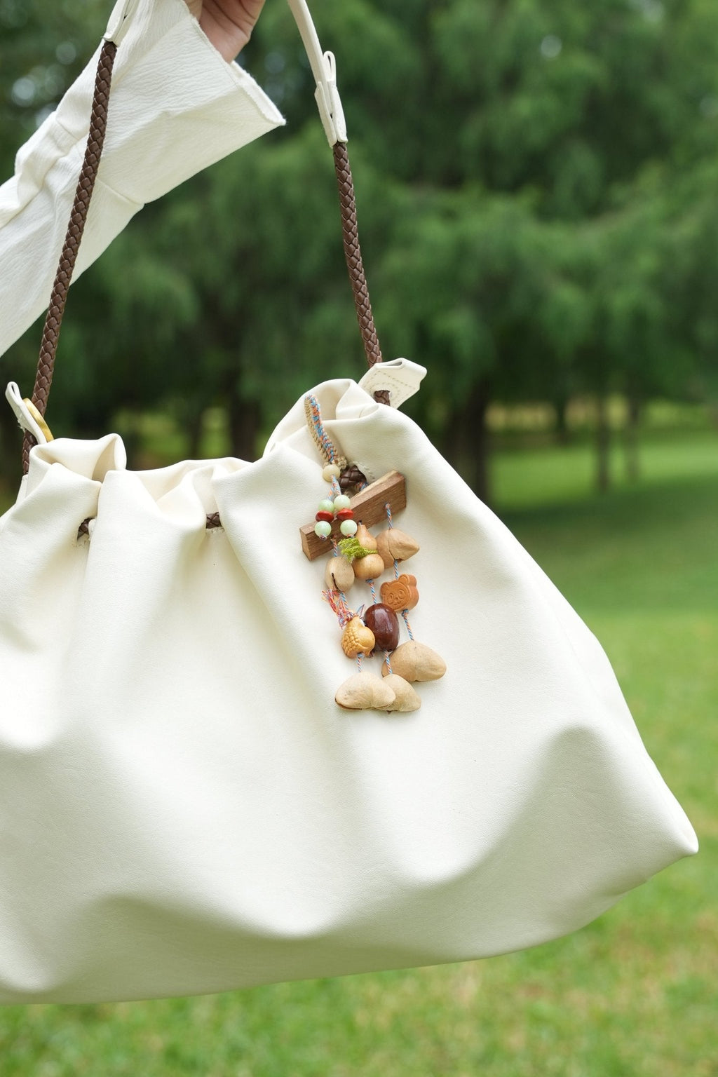 "The Happy Forest Friends" - Natural Mobile Charm with Panda, Birdie & Lucky Gourd