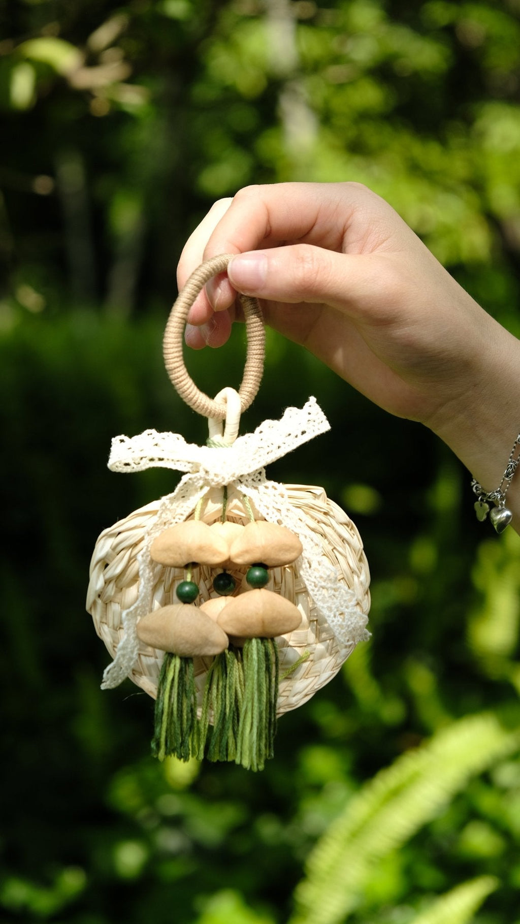 "The Meadow Breeze" - Woven Straw Fan Ornament with Lace & Green Tassels