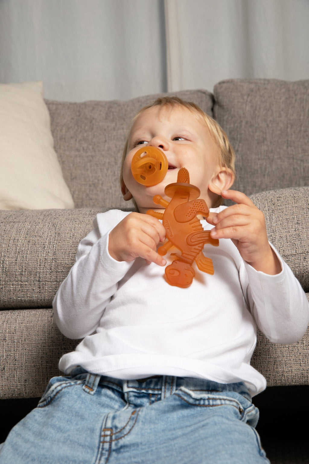 Dibly Amber - Baltic Amber & Natural Rubber Dinosaur Teether with Toothbrush Tail - Shop Avnu